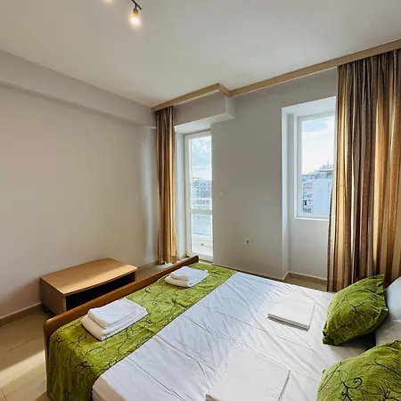 Sunny House 401 Two Bedroom Apartment