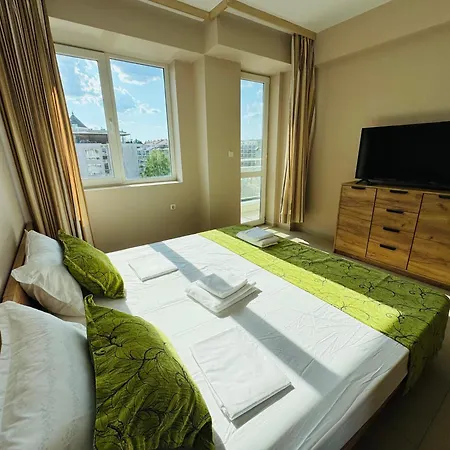 Sunny House 401 Two Bedroom Apartman