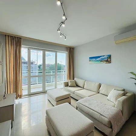 Sunny House 401 Two Bedroom Slantschew brjag