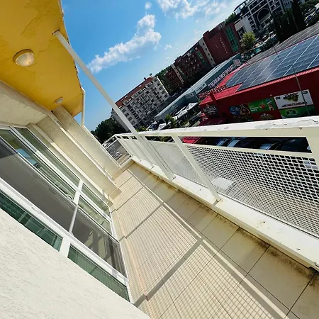 Sunny House 401 Two Bedroom Apartment Slantschew brjag